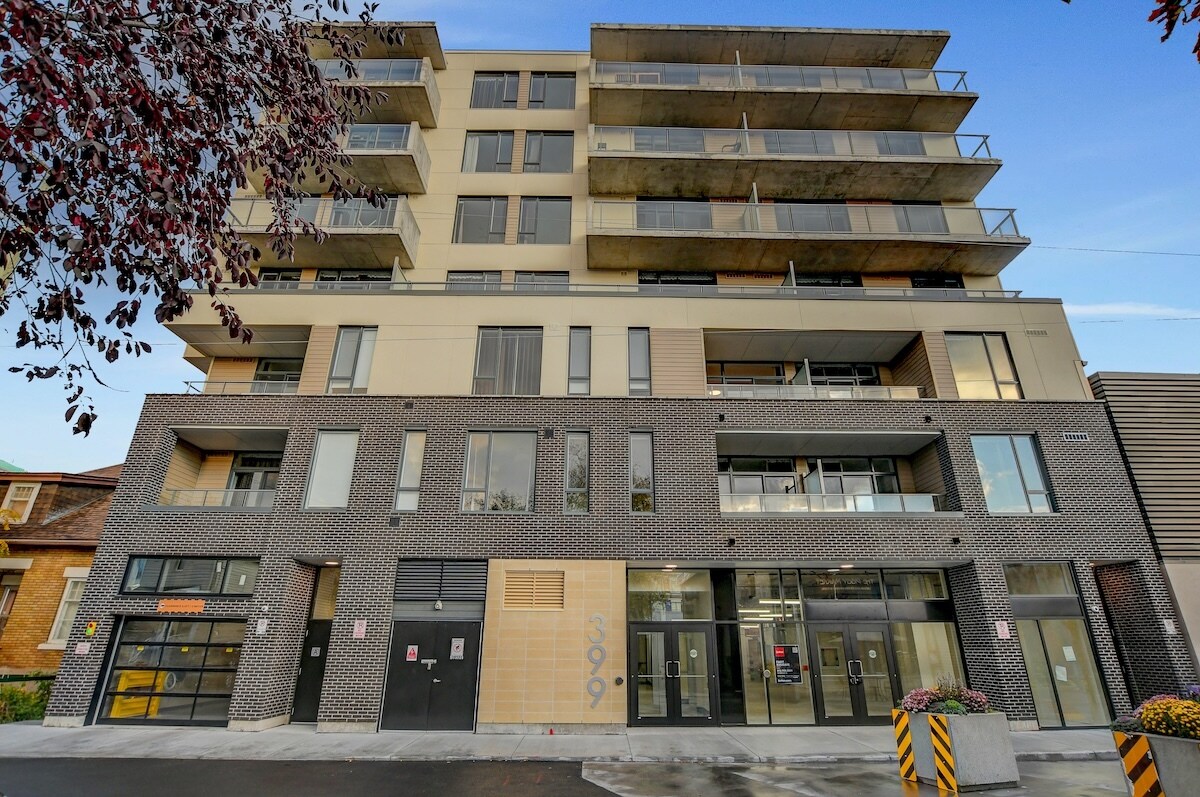 399 Winston Av, Ottawa, ON à louer Photo de l’immeuble– Image 1 sur 22