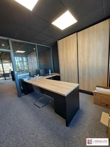 Bureau dans Vitré à vendre - Photo de l’immeuble – Image 2 sur 6