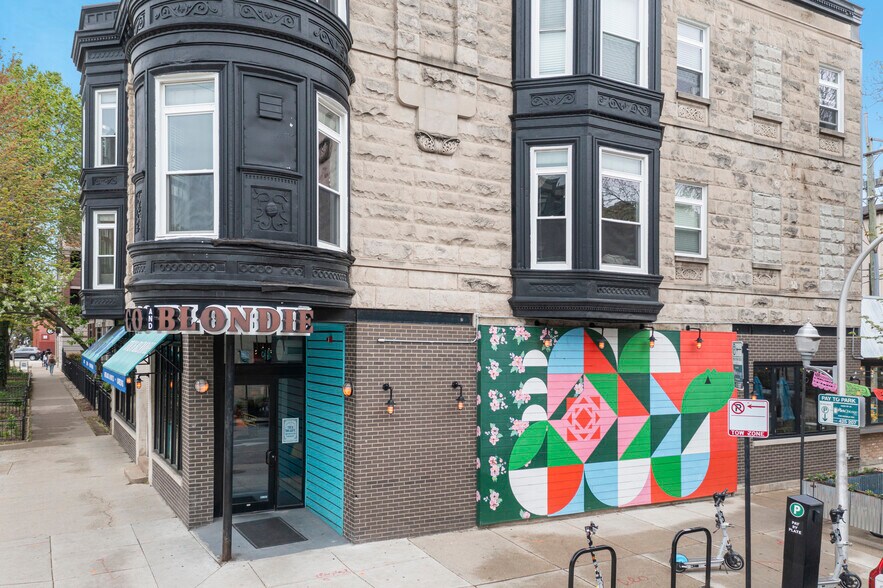 3435 N Southport Ave, Chicago, IL à vendre - Photo de l’immeuble – Image 2 sur 11