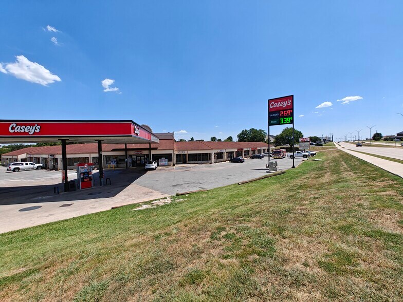 2121 N Fm 1417, Sherman, TX à louer - Photo de l’immeuble – Image 2 sur 15