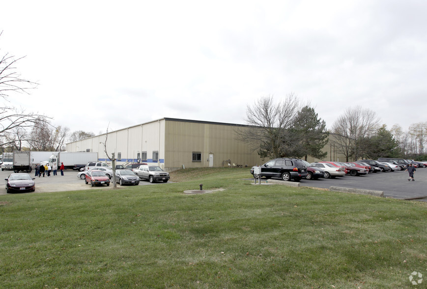 2100 Mcgaw Rd, Columbus, OH à louer - Photo de l’immeuble – Image 1 sur 8
