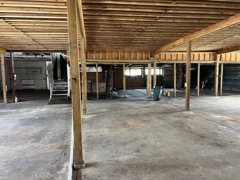 562 King St, Jacksonville, FL à louer - Photo de l’immeuble – Image 3 sur 4