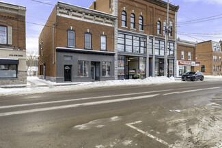 Plus de détails pour 308 N Victoria St, Tweed, ON - Local commercial à vendre