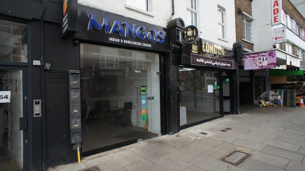 362-364 Ballards Ln, Londres à louer Photo de l’immeuble– Image 1 sur 10