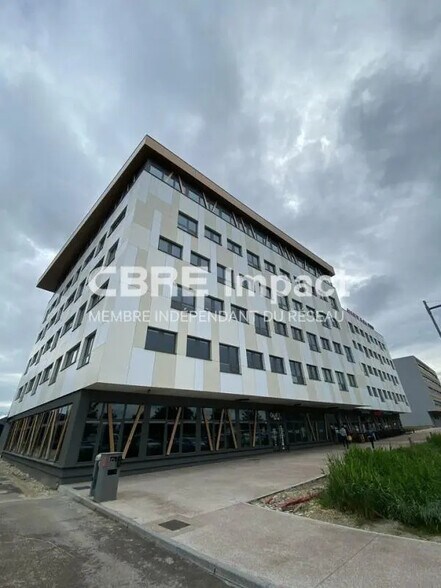 Bureau dans Dijon à louer - Photo de l’immeuble – Image 1 sur 8