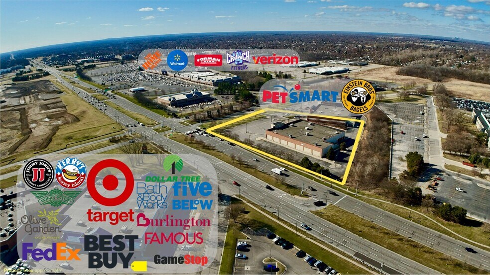 5600-5700 Mercury Dr, Dearborn, MI à louer - Photo de l’immeuble – Image 3 sur 7