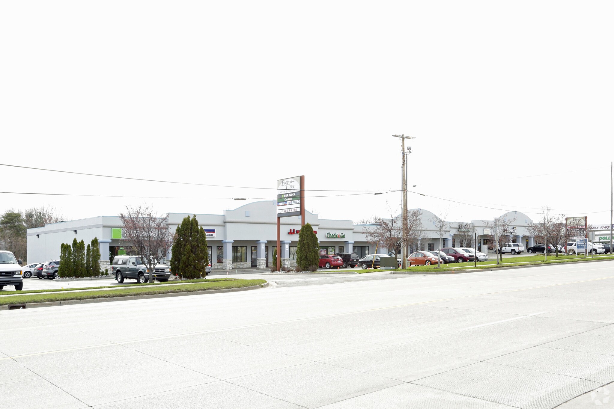 1111-1153 S Washington Ave, Holland, MI à louer Photo principale– Image 1 sur 9
