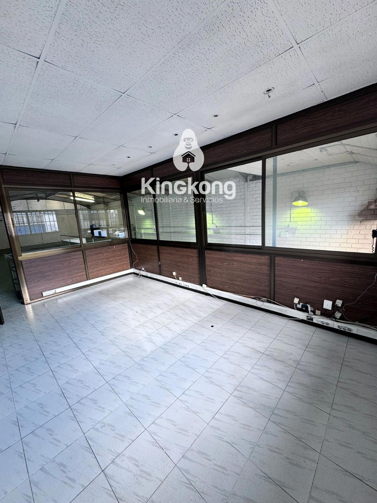 Industriel/Logistique dans Mejorada del Campo, Madrid à louer Photo intérieure– Image 1 sur 3