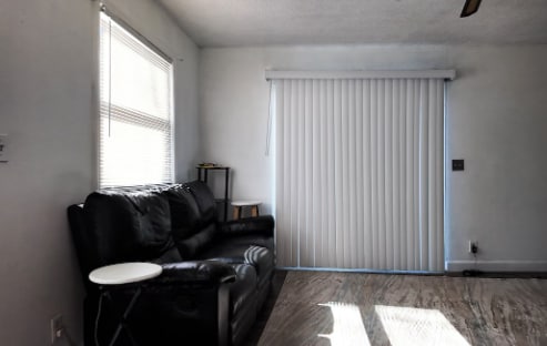 1545 Spring Cove Rd, Sunrise Beach, MO à vendre - Photo intérieure – Image 3 sur 92