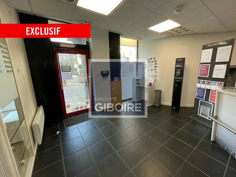 Bureau dans Vern-sur-Seiche à vendre - Photo de l’immeuble – Image 3 sur 3