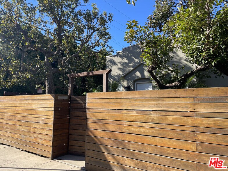 817 Broadway St, Venice, CA à vendre - Photo de l’immeuble – Image 3 sur 3