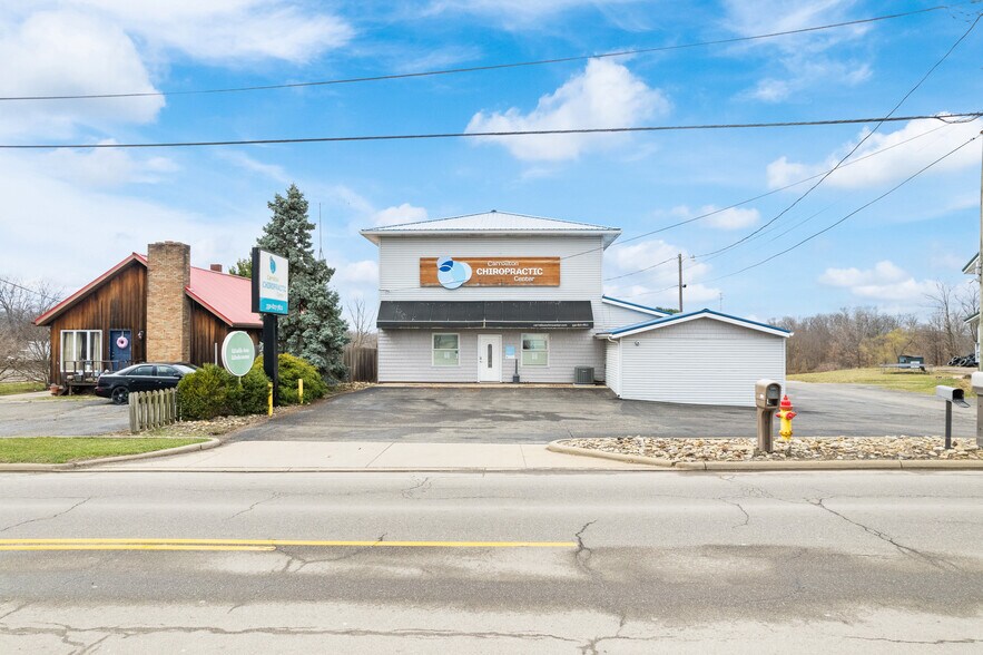 559 Canton Rd NW, Carrollton, OH à vendre - Photo de l’immeuble – Image 2 sur 11