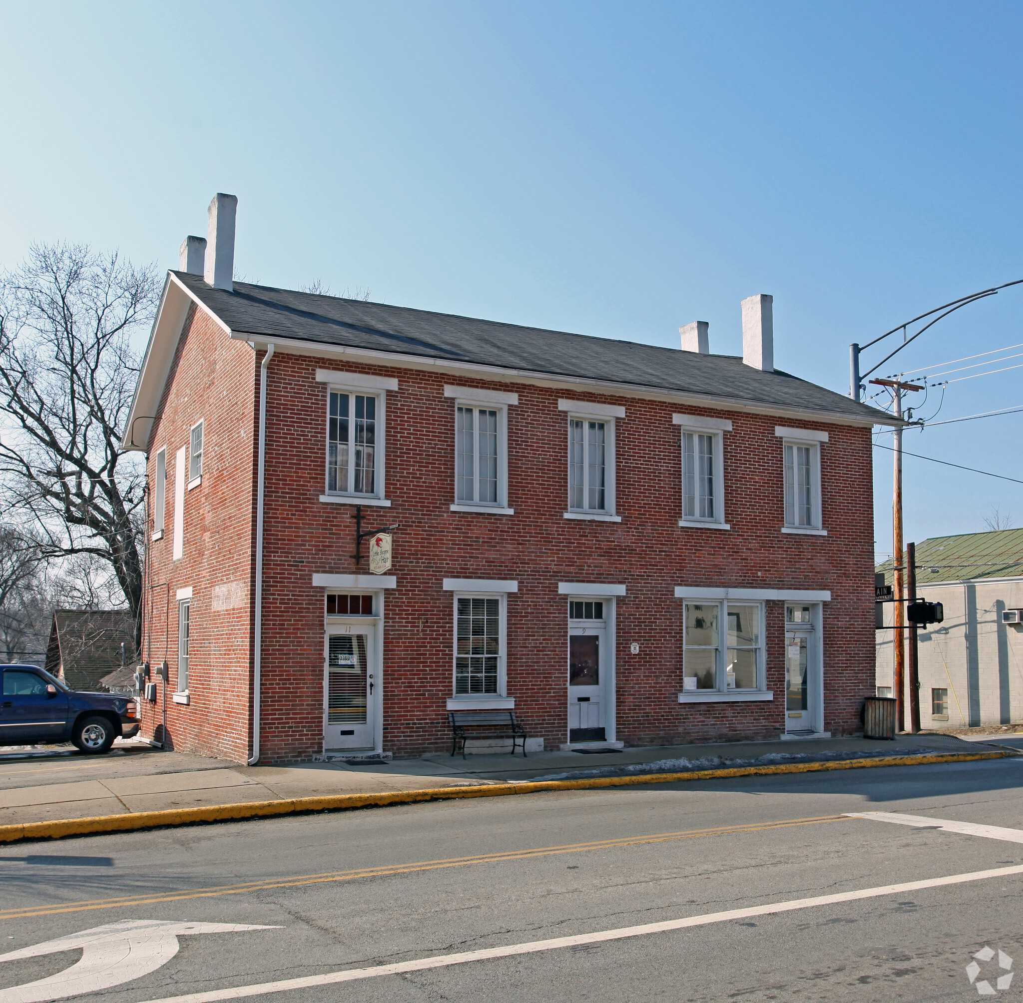 7-11 E Franklin St, Bellbrook, OH à louer Photo principale– Image 1 sur 24
