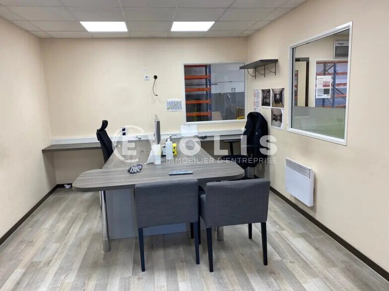 Local d’activités dans Rivery à louer - Photo intérieure – Image 3 sur 6
