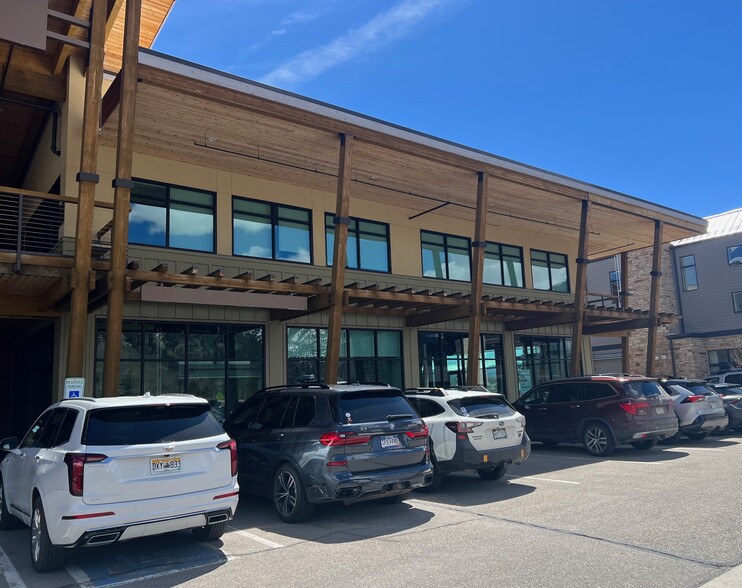 226 Lusher Ct, Frisco, CO à louer - Photo de l’immeuble – Image 2 sur 8