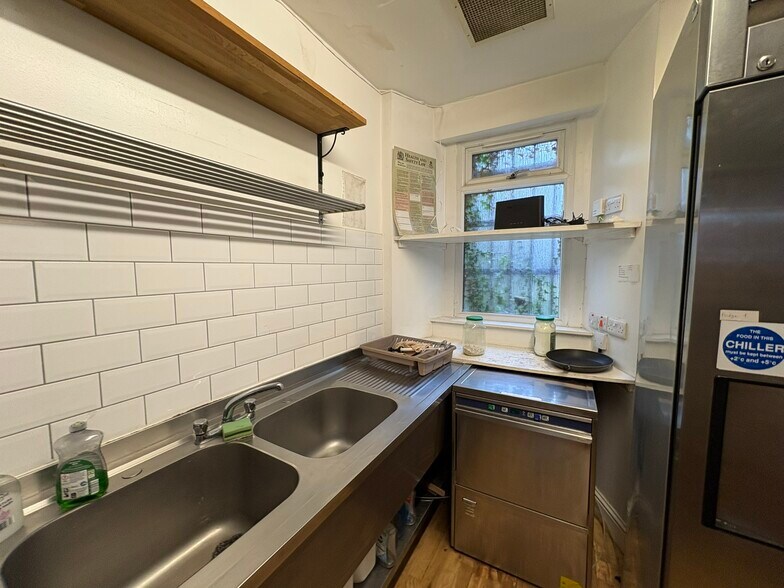 324 Morningside Rd, Edinburgh à louer - Photo de l’immeuble – Image 2 sur 8