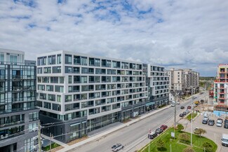 Plus de détails pour 2450 Old Bronte Rd, Oakville, ON - Logement à vendre