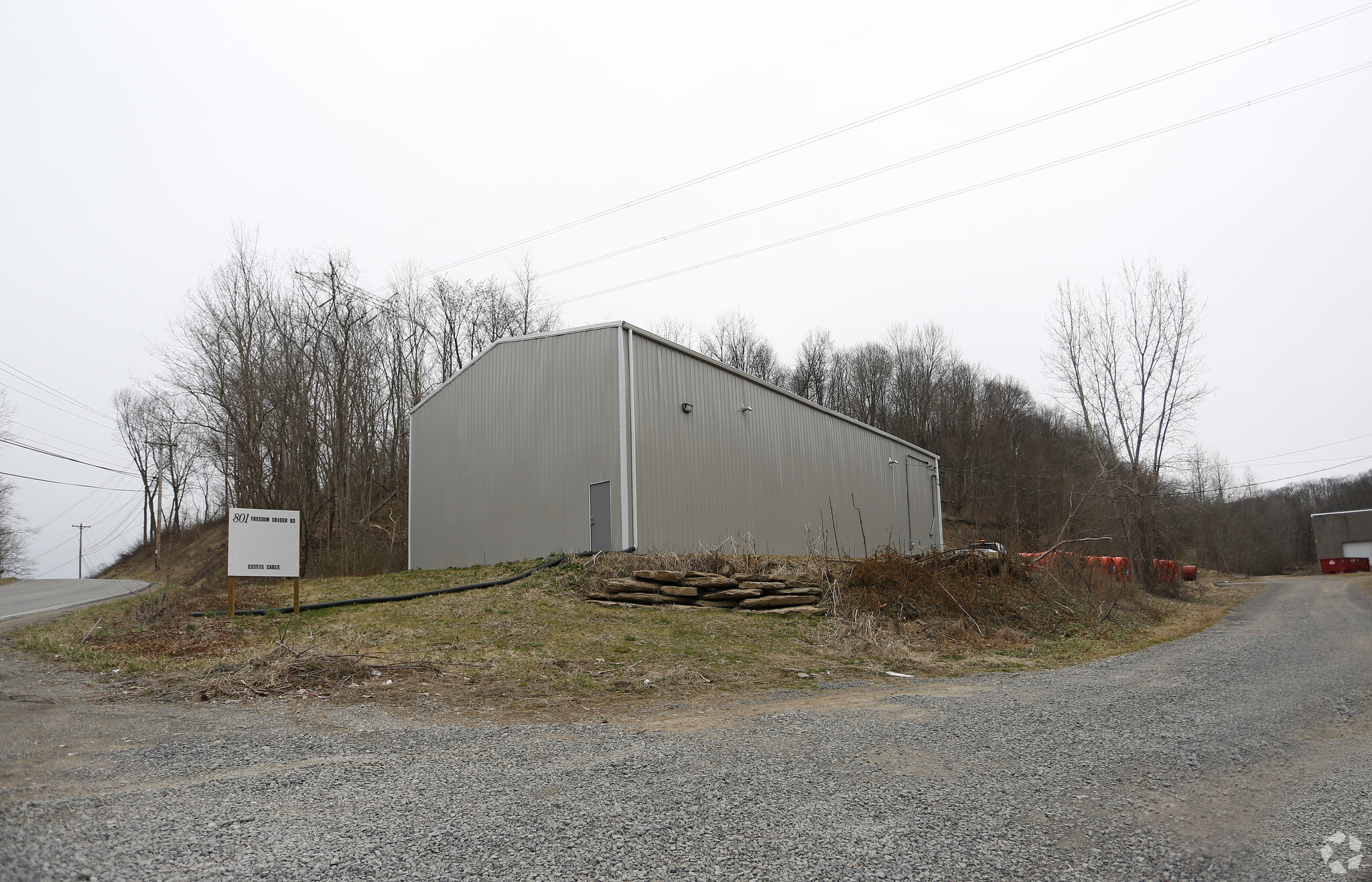 801 Freedom Crider Rd, Freedom, PA à louer Photo principale– Image 1 sur 6