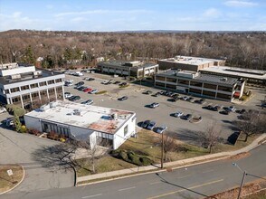 2 Forest Ave, Paramus, NJ - Vue aérienne  vue de carte - Image1