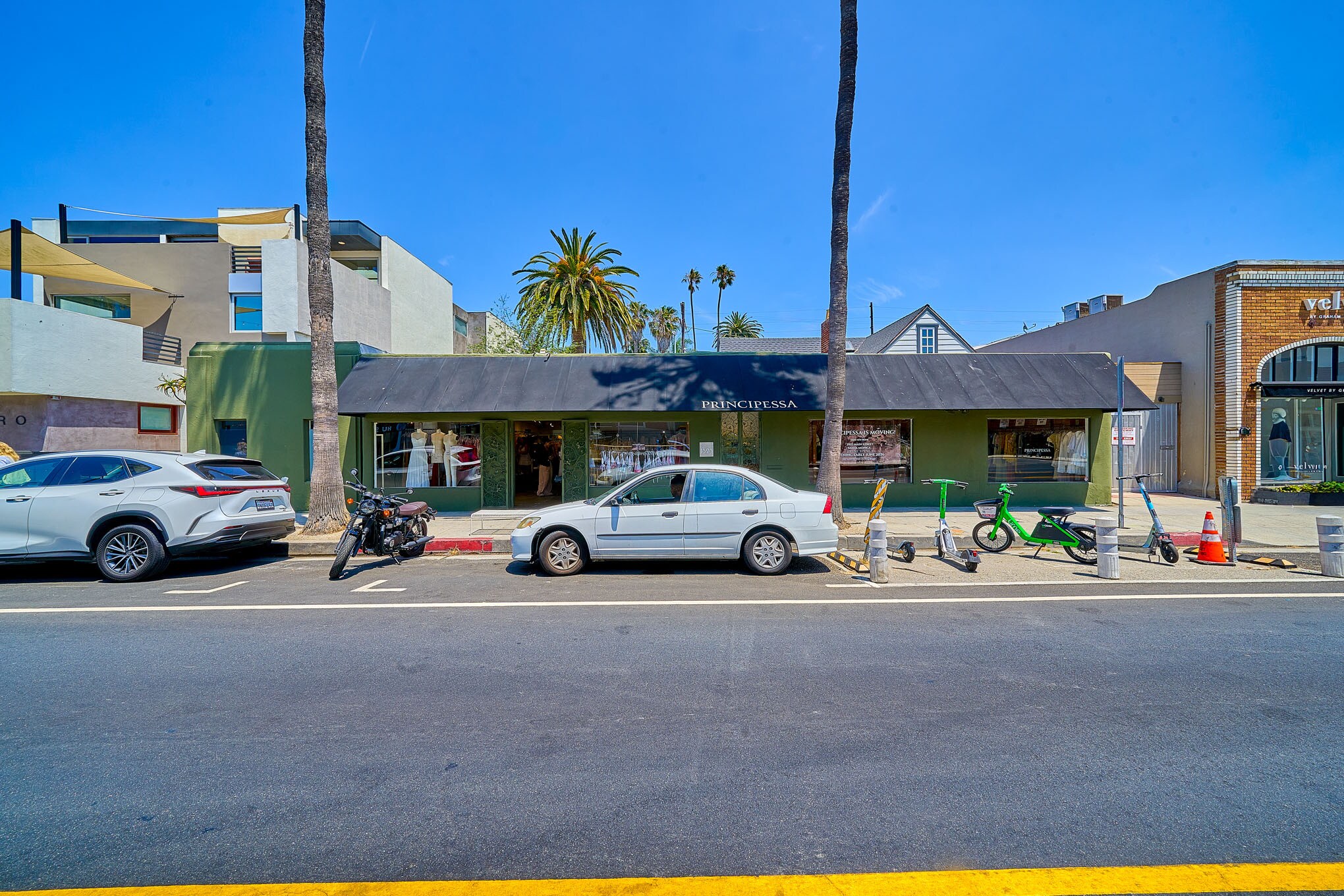1321-1325 Abbot Kinney Blvd, Venice, CA à vendre Photo de l’immeuble– Image 1 sur 46