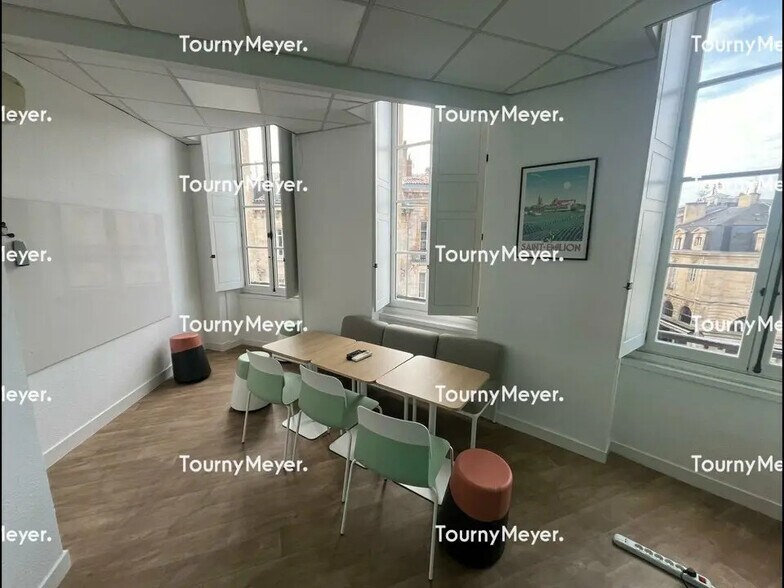 Bureau dans Bordeaux à louer - Photo de l’immeuble – Image 2 sur 5