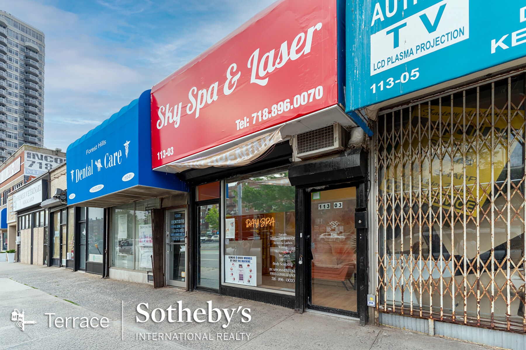 11303 Queens Blvd, Forest Hills, NY à vendre Photo principale– Image 1 sur 17