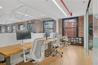 400 W 14th St, New York, NY à louer Photo intérieure– Image 2 sur 7