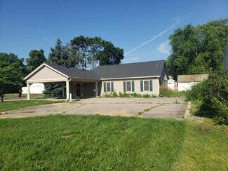 Plus de détails pour 201 N Church St, New Carlisle, OH - Bureau à vendre