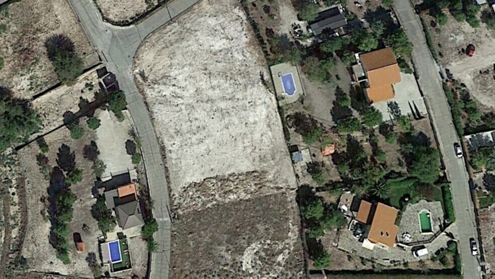 Terrain dans Colmenar de Oreja, Madrid à vendre - Photo de l’immeuble – Image 2 sur 2