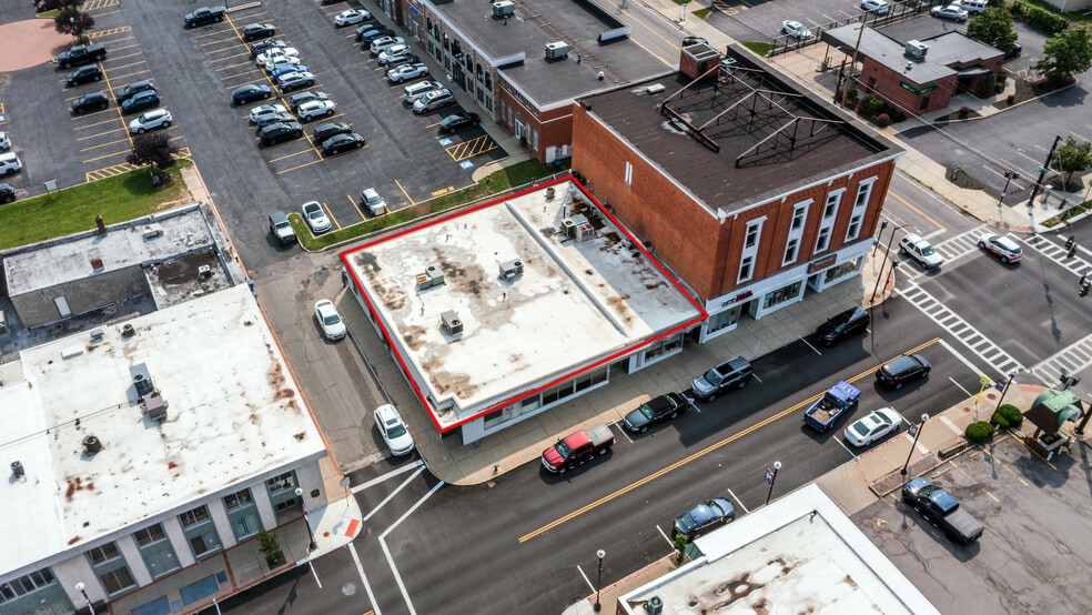 40-42 Pine St, Lockport, NY à louer - Photo de l’immeuble – Image 2 sur 9