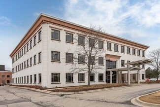 Plus de détails pour 2401 Ravine Way, Glenview, IL - Médical à louer
