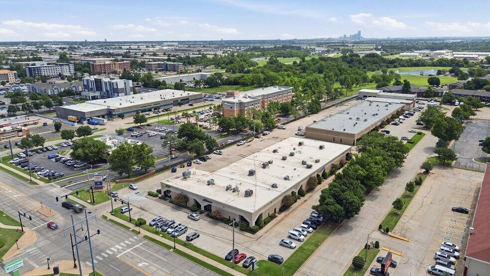 2122-2128 S Meridian Ave, Oklahoma City, OK à louer - Photo de l’immeuble – Image 2 sur 19