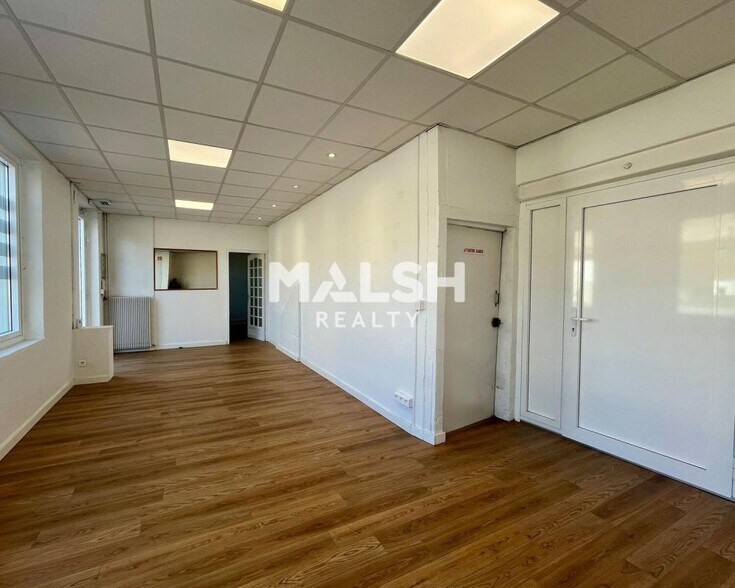 Bureau dans Lyon à louer - Photo de l’immeuble – Image 3 sur 10