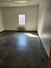 4303 S Bowen Rd, Arlington, TX à louer Photo intérieure– Image 1 sur 3