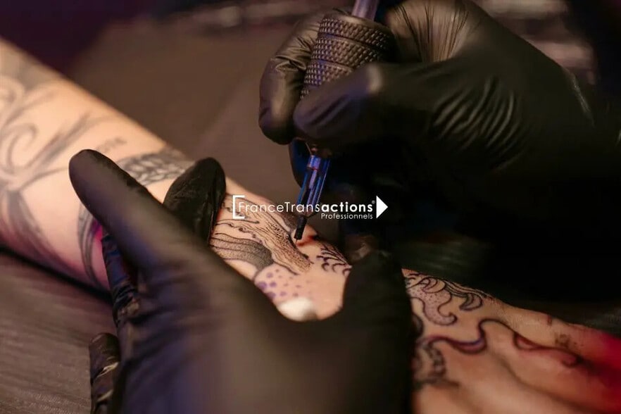 Local commercial dans Toulouse à louer - Photo de l’immeuble – Image 2 sur 2