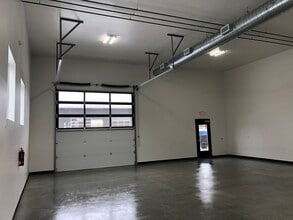 489 E 47th St, Garden City, ID à louer Photo intérieure– Image 1 sur 4