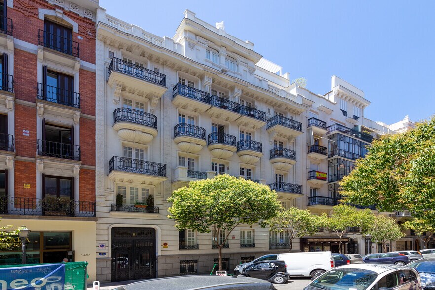 Bureau dans Madrid, Madrid à louer - Photo principale – Image 1 sur 3