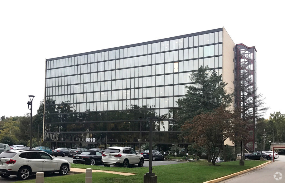 6010 Executive Blvd, Rockville, MD à louer - Photo de l’immeuble – Image 1 sur 5