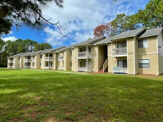 Plus de détails pour 300 Mercury Ave SE, Palm Bay, FL - Logement à vendre