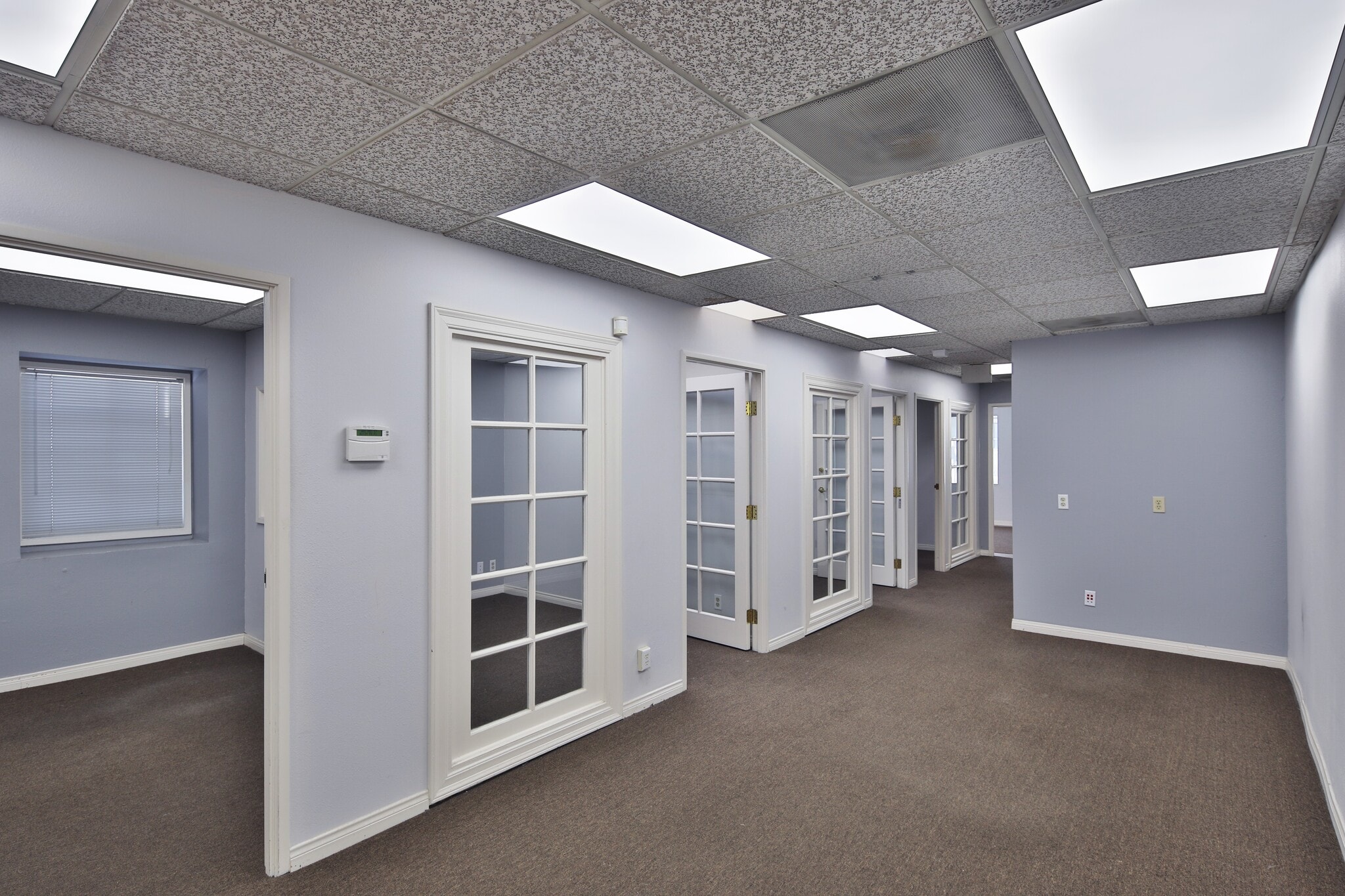 20969 Ventura Blvd, Woodland Hills, CA à louer Photo intérieure– Image 1 sur 3