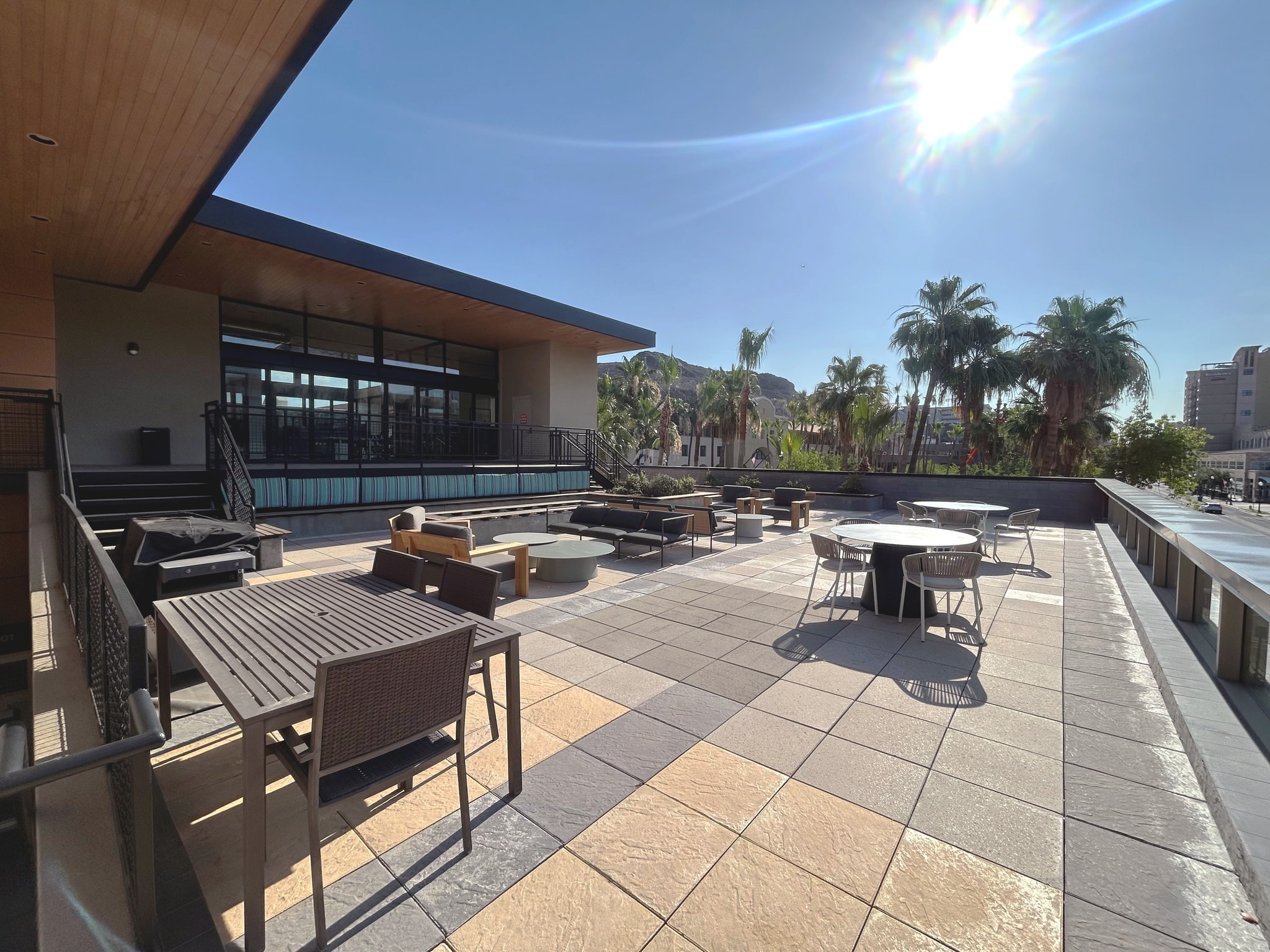 425 S Mill Ave, Tempe, AZ à louer Photo de l’immeuble– Image 1 sur 4