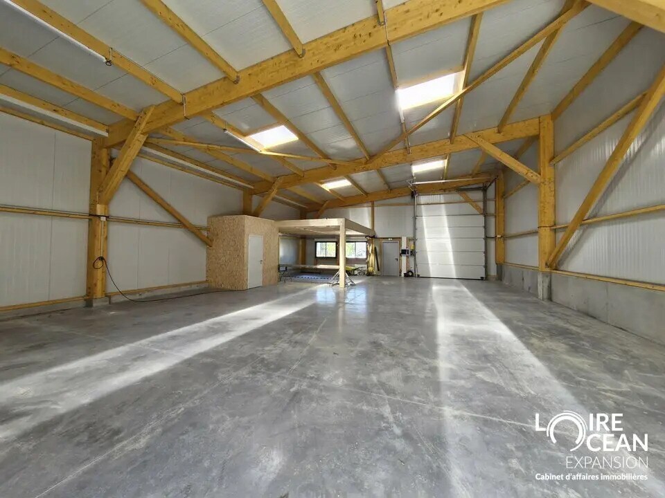 Local d’activités dans La Plaine-sur-Mer à louer Photo intérieure– Image 1 sur 10
