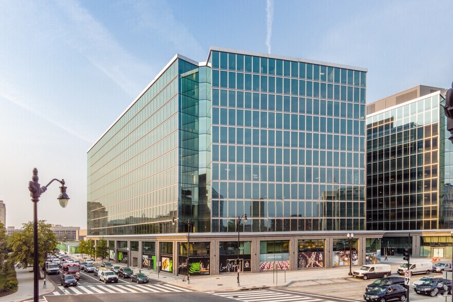 200 Massachusetts Ave NW, Washington, DC à louer - Photo de l’immeuble – Image 1 sur 24