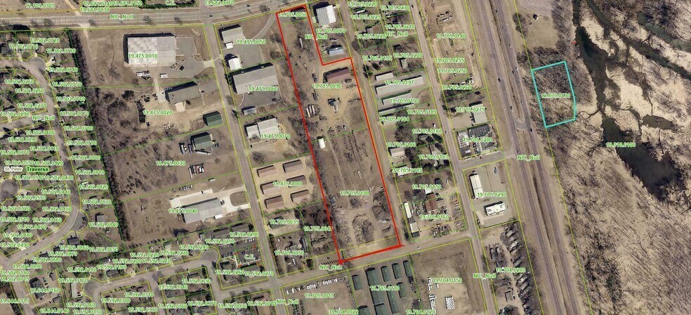 1716 N 3rd St, Saint Peter, MN à louer - Photo de l’immeuble – Image 3 sur 8