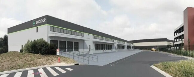 Plus de détails pour Local d'activités à louer