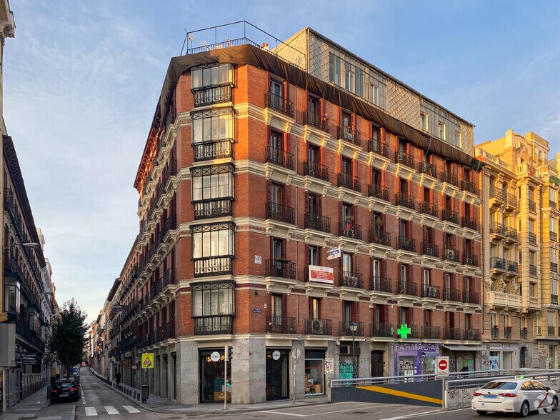 Calle Mejía Lequerica, 3, Madrid, Madrid à vendre - Photo principale – Image 1 sur 2