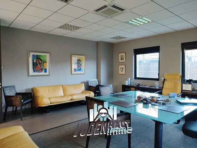 Plus de détails pour Bureau à louer