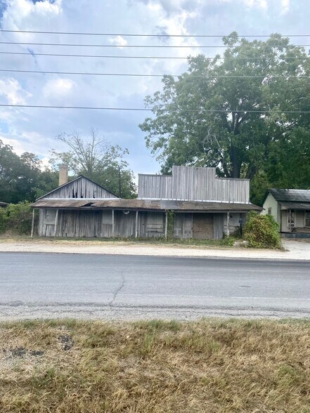 6615 FM 482, New Braunfels, TX à vendre - Photo de l’immeuble – Image 2 sur 8