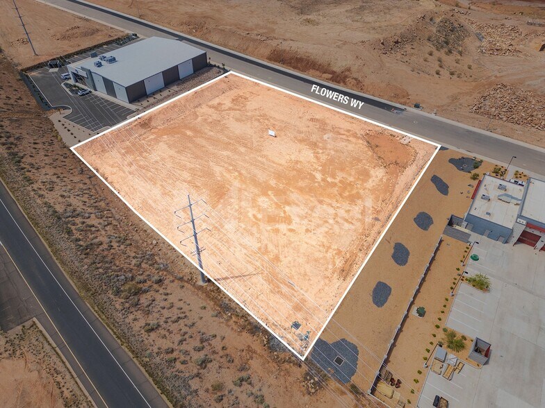 Lot 103 Flowers Wy, St George, UT à vendre - Photo de l’immeuble – Image 2 sur 8