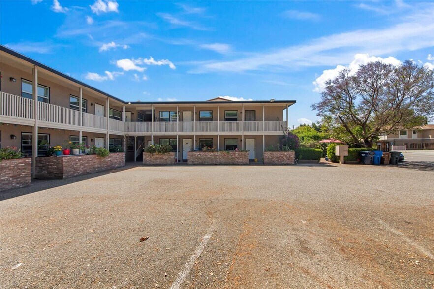 370 N Fairoaks Ave, Sunnyvale, CA à vendre - Photo de l’immeuble – Image 3 sur 19